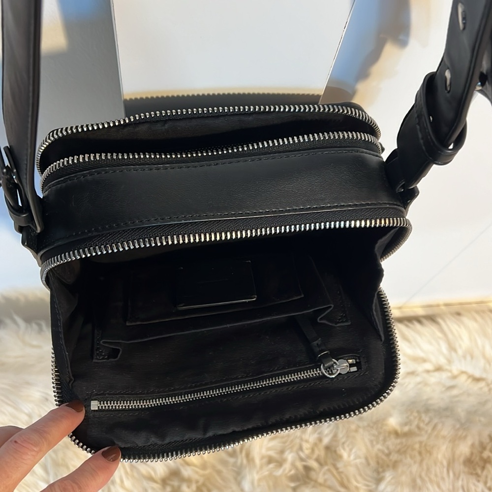 All saints black lamb leather purse. 8x6x3 - Picture 5 of 13